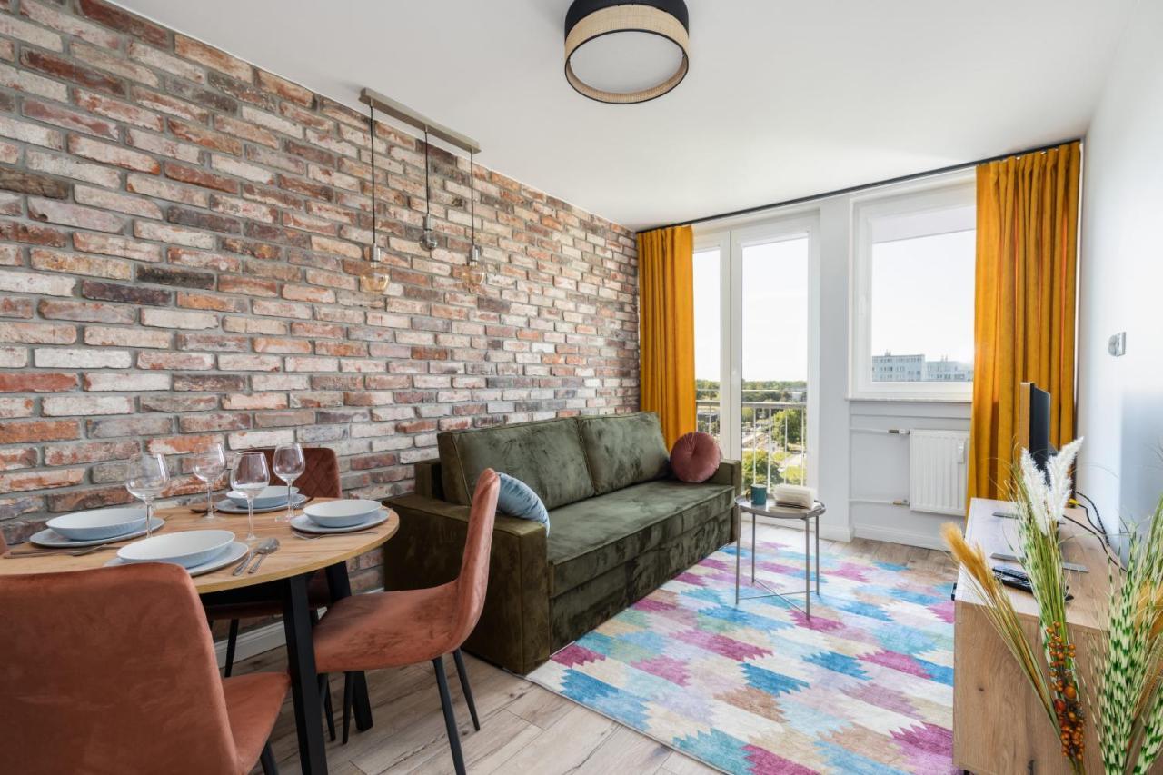 Stylish Apartment Near Wroclavia For 4 Guests By Noclegi Renters 弗罗茨瓦夫 外观 照片