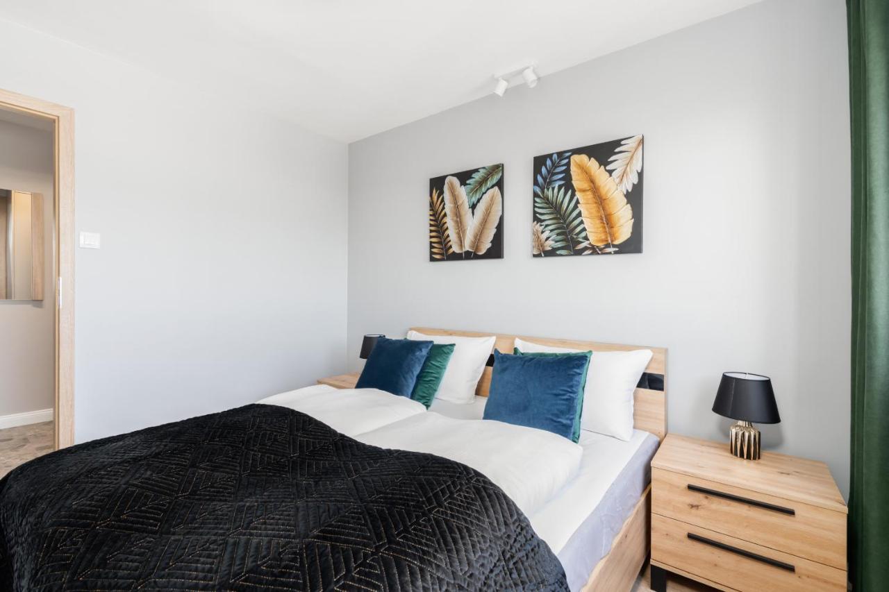 Stylish Apartment Near Wroclavia For 4 Guests By Noclegi Renters 弗罗茨瓦夫 外观 照片