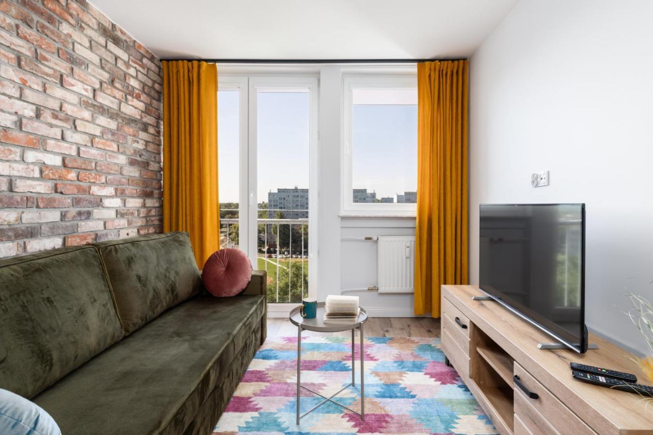 Stylish Apartment Near Wroclavia For 4 Guests By Noclegi Renters 弗罗茨瓦夫 外观 照片